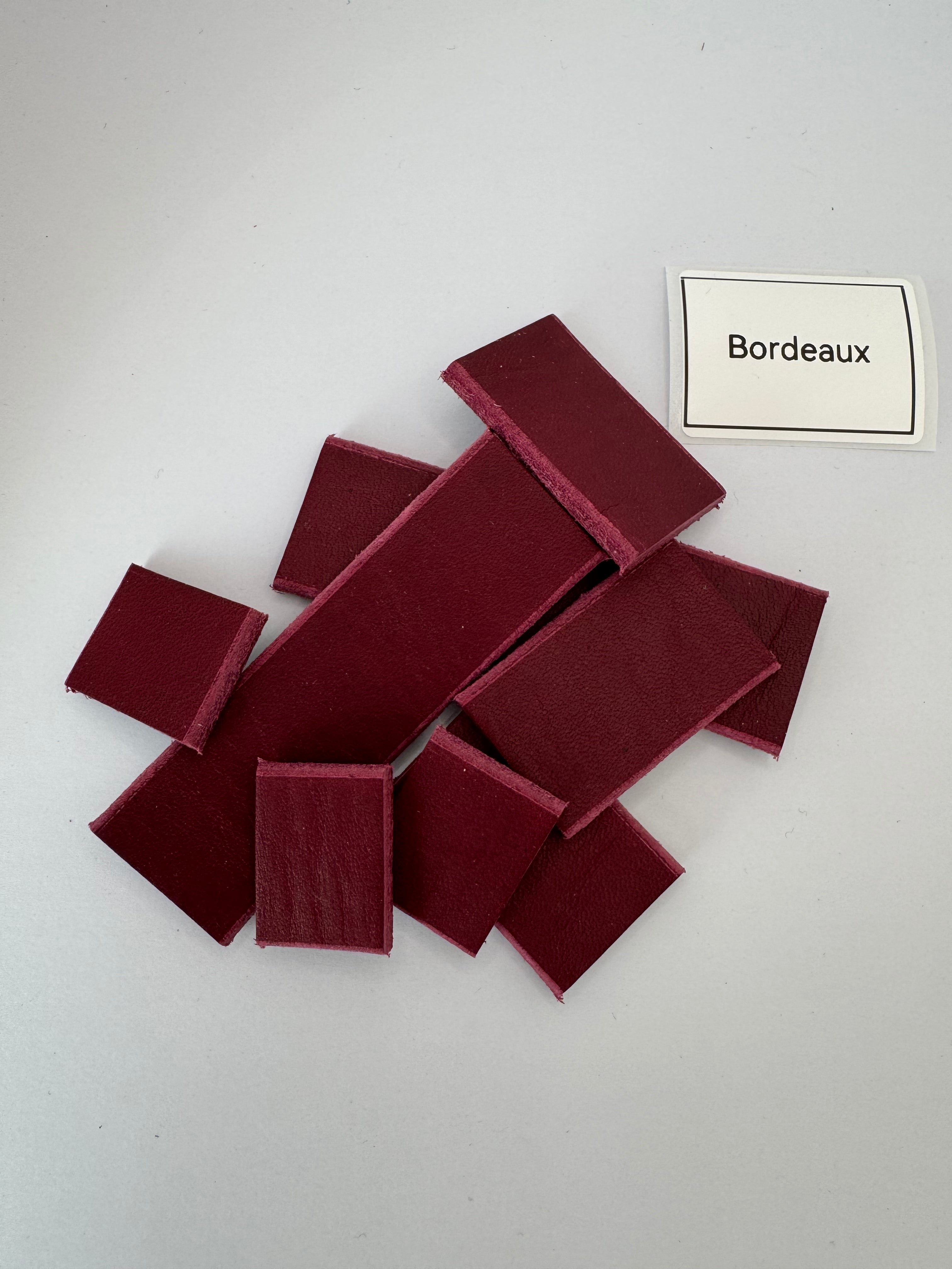 Suchgegenstand Fettleder 8-teilig in Bordeaux